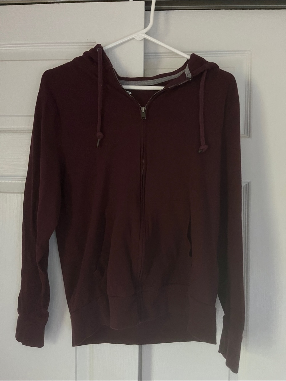 Old Navy Men's/Women's Zip-Up Hoodie in Deep Burgundy